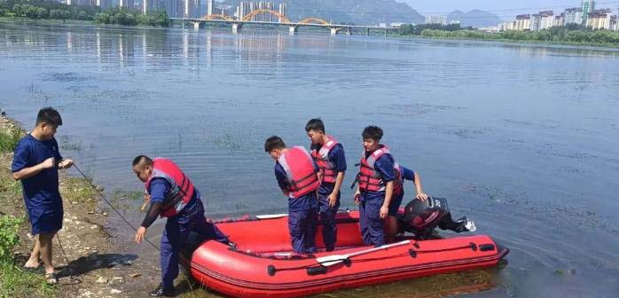 補短板強弱項，提技能礪精兵，縣應急管理局開展水上救援訓練